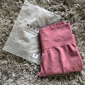 NVGTN pastel pink curve leggings